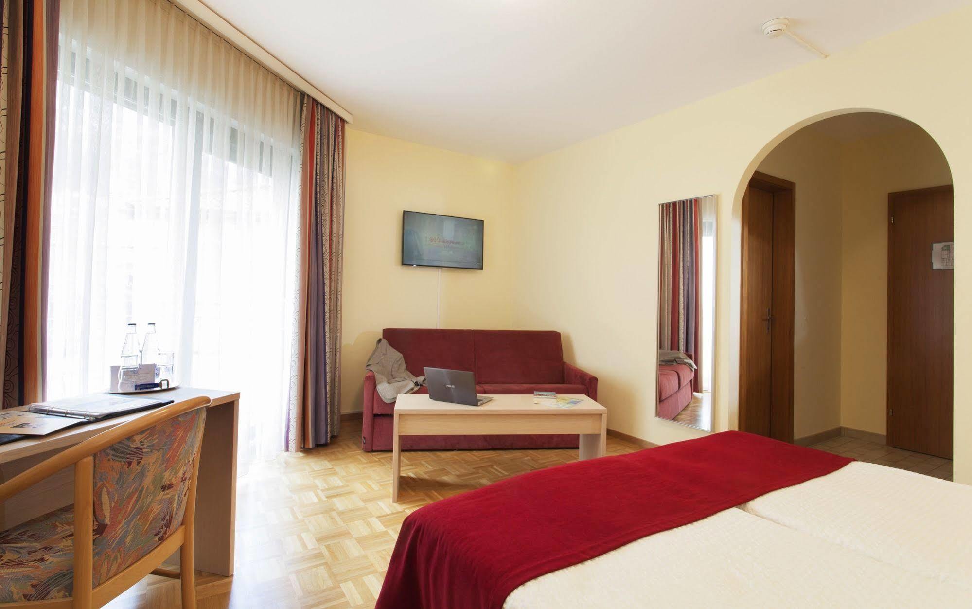 Hotel Geranio Au Lac Muralto Kültér fotó
