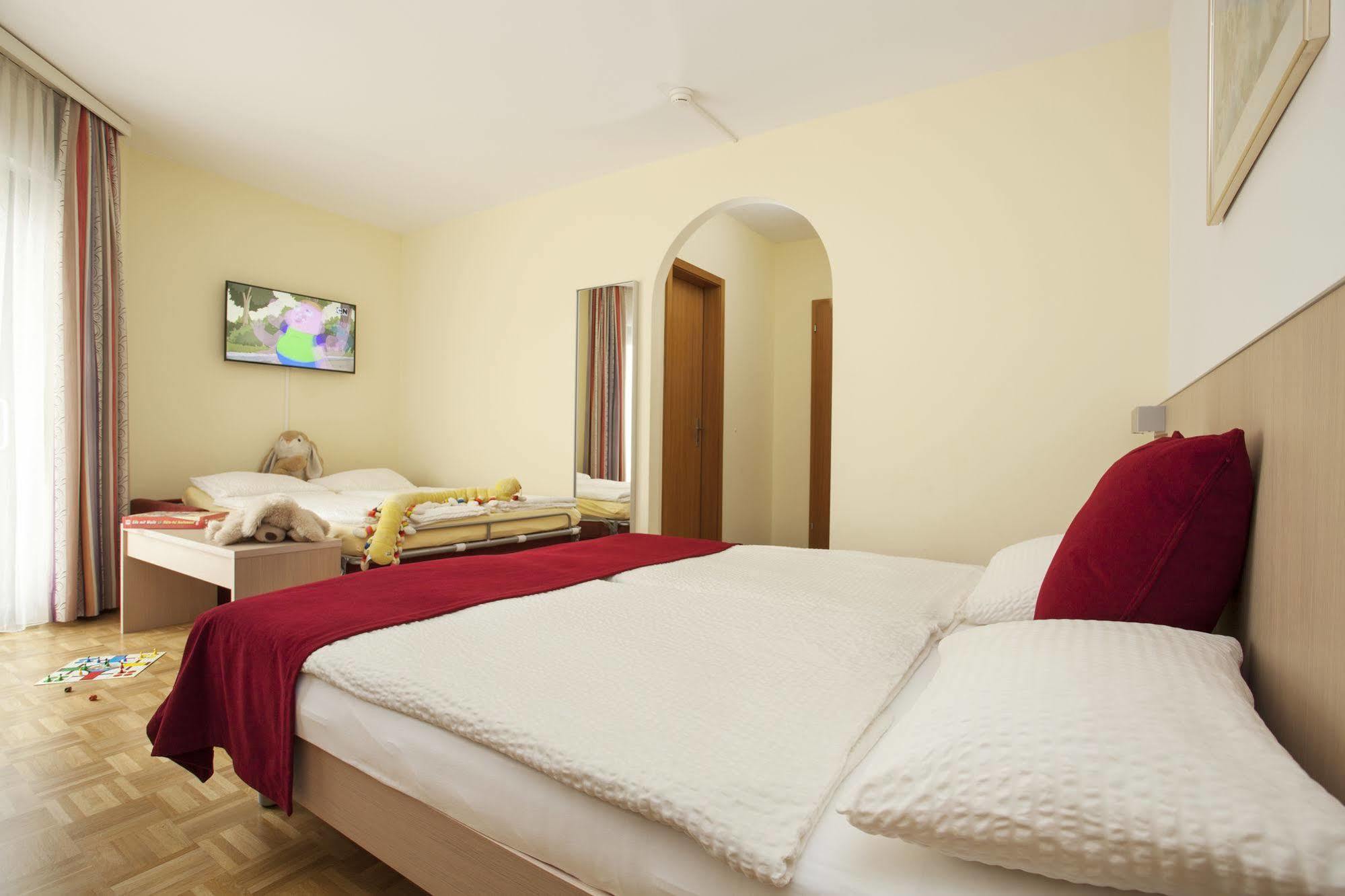 Hotel Geranio Au Lac Muralto Kültér fotó